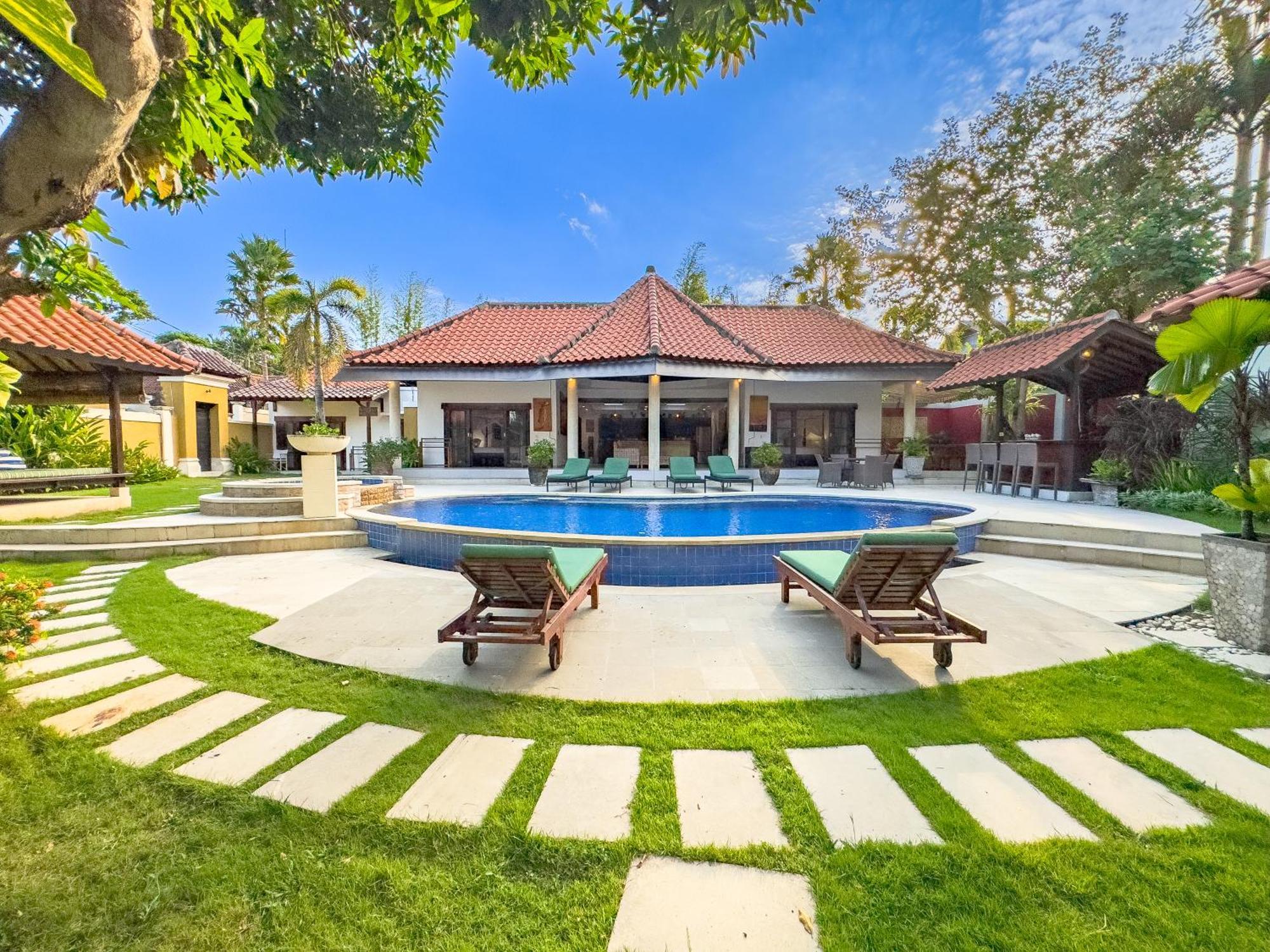 Villa Bugis Abimanyu Seminyak Ngoại thất bức ảnh