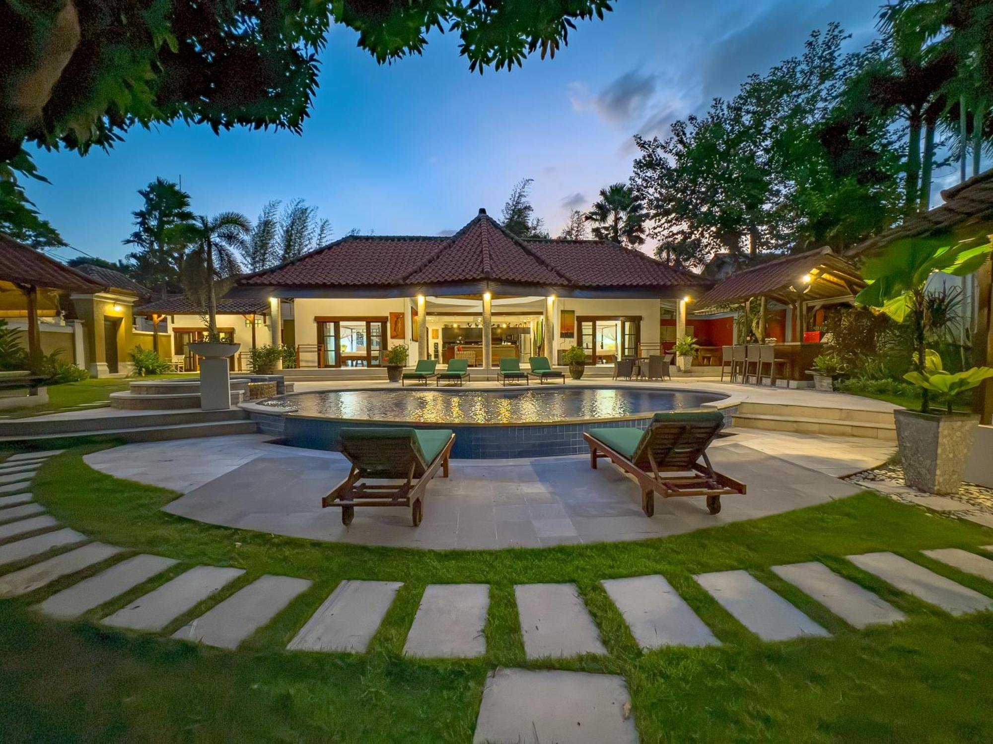 Villa Bugis Abimanyu Seminyak Ngoại thất bức ảnh