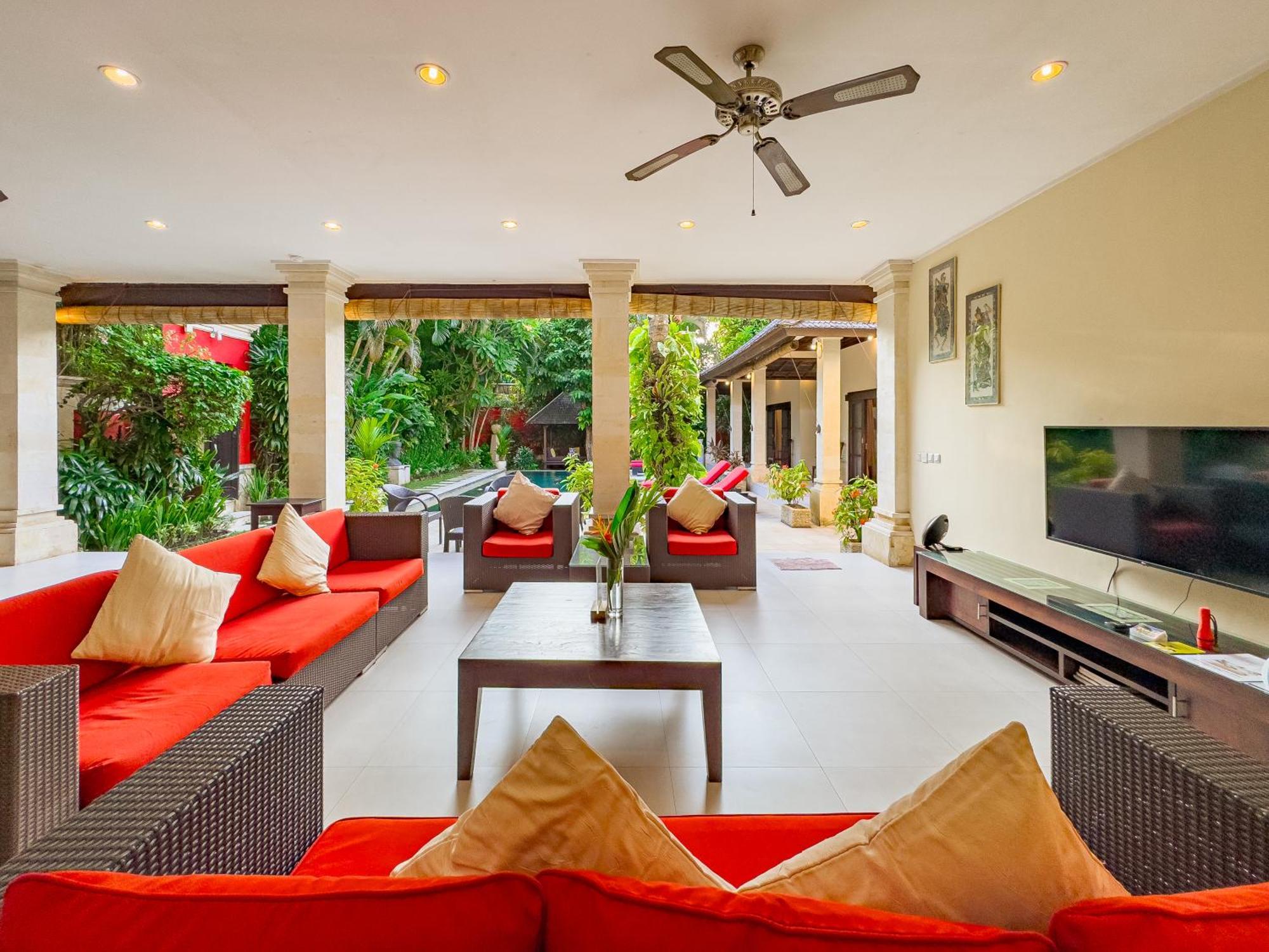 Villa Bugis Abimanyu Seminyak Phòng bức ảnh