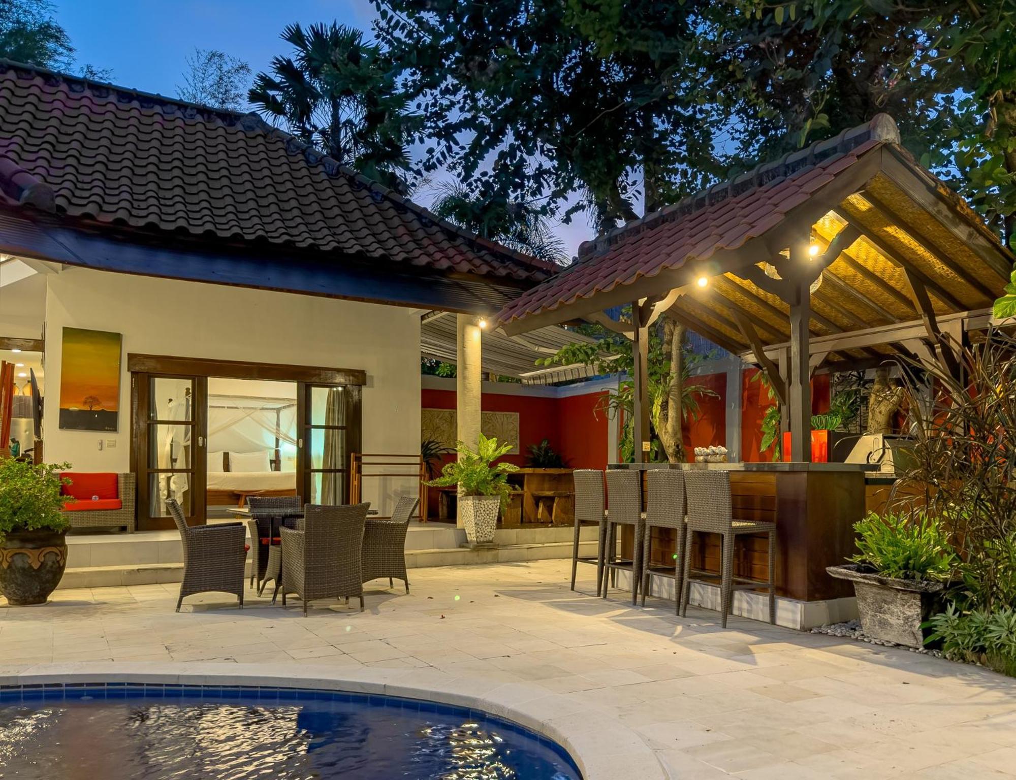 Villa Bugis Abimanyu Seminyak Phòng bức ảnh