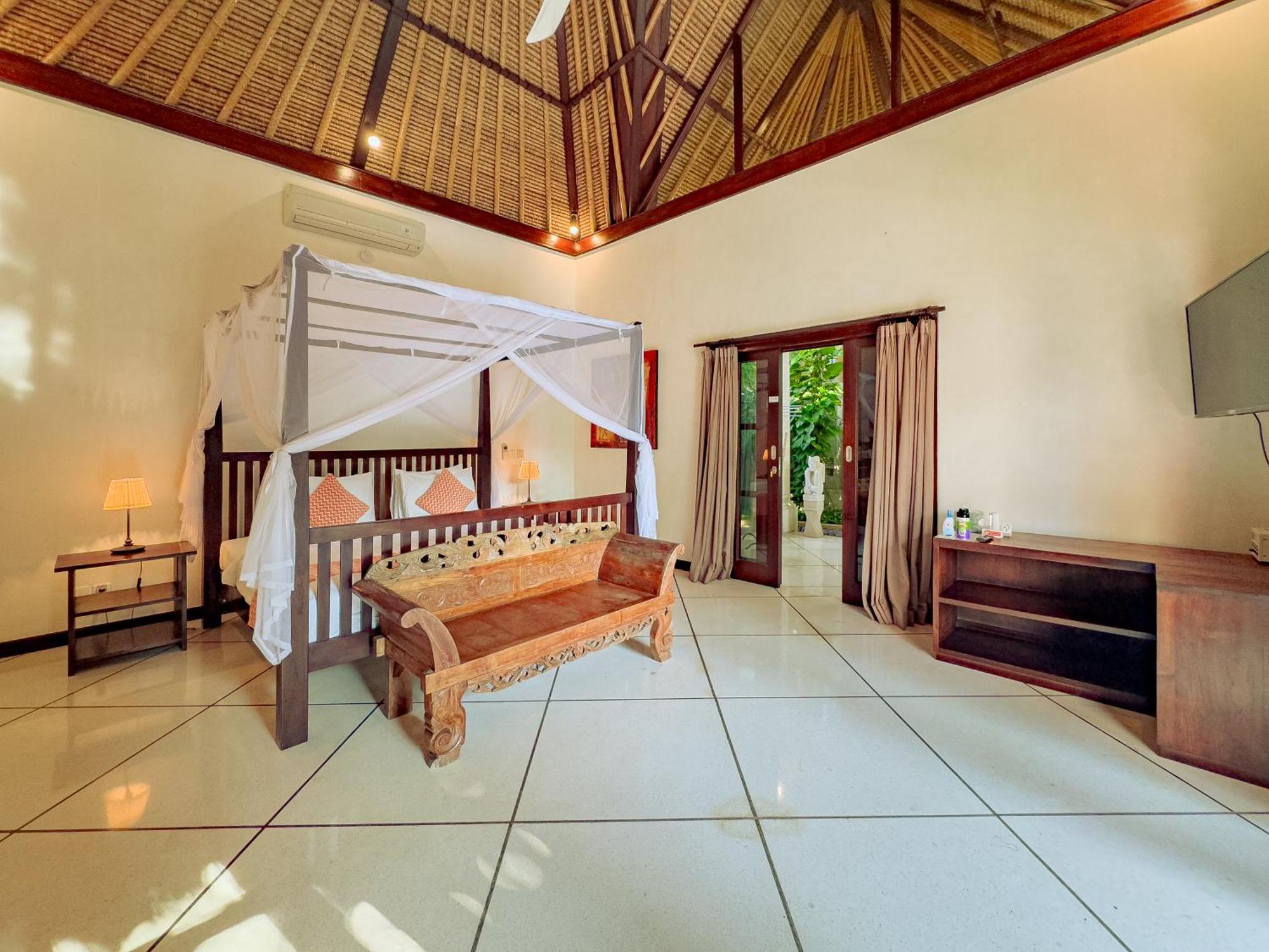 Villa Bugis Abimanyu Seminyak Phòng bức ảnh