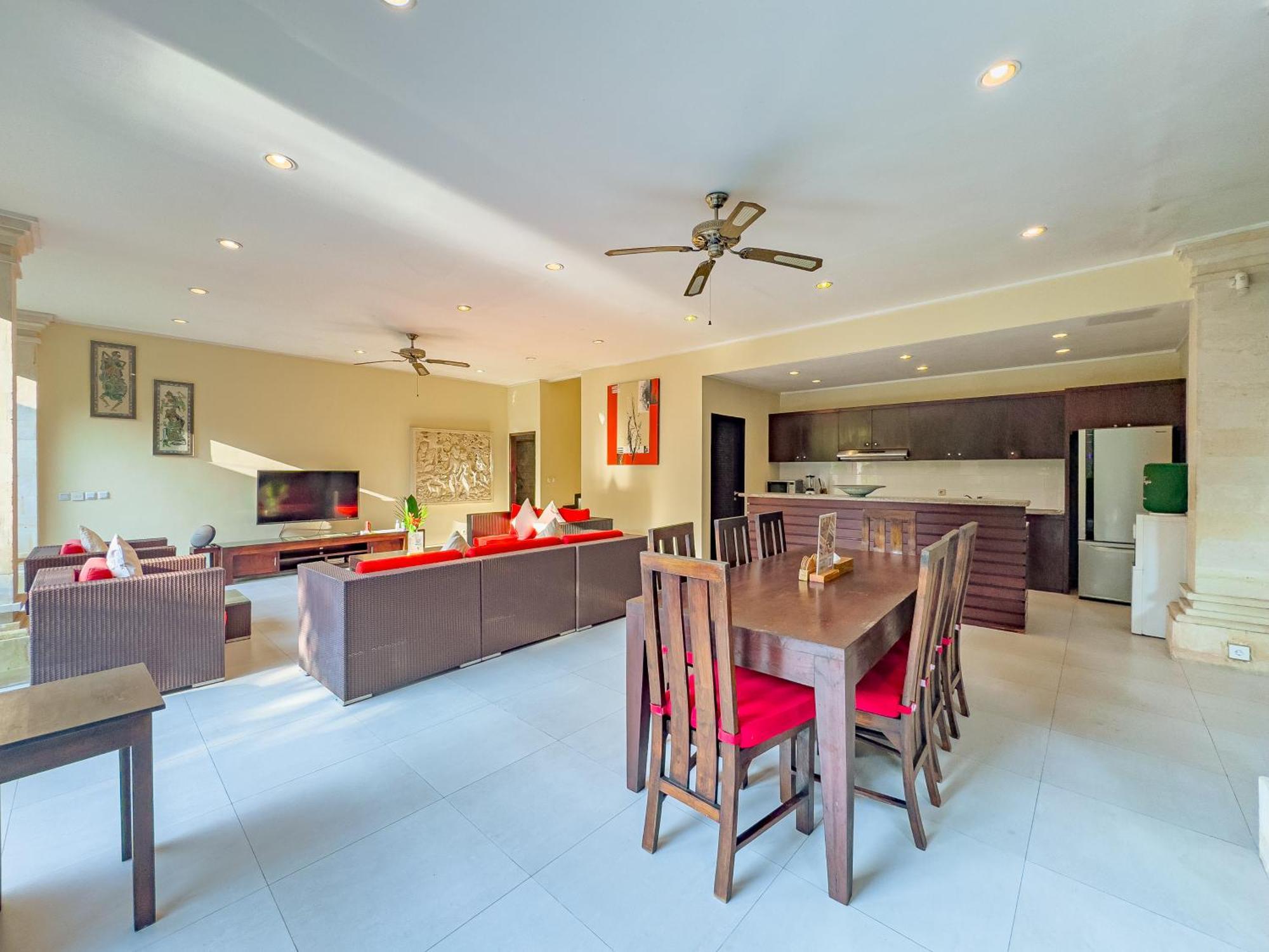 Villa Bugis Abimanyu Seminyak Phòng bức ảnh