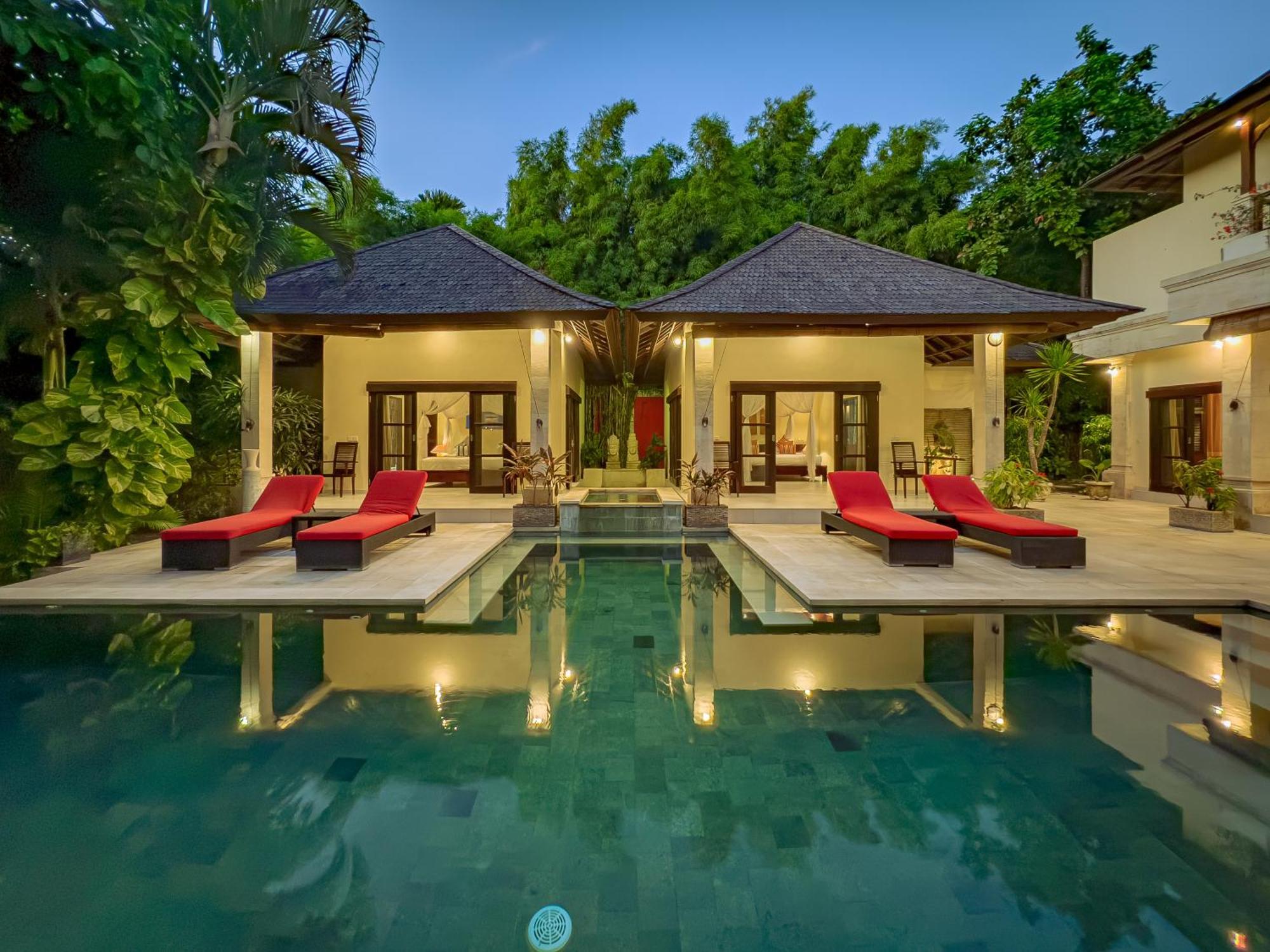 Villa Bugis Abimanyu Seminyak Phòng bức ảnh