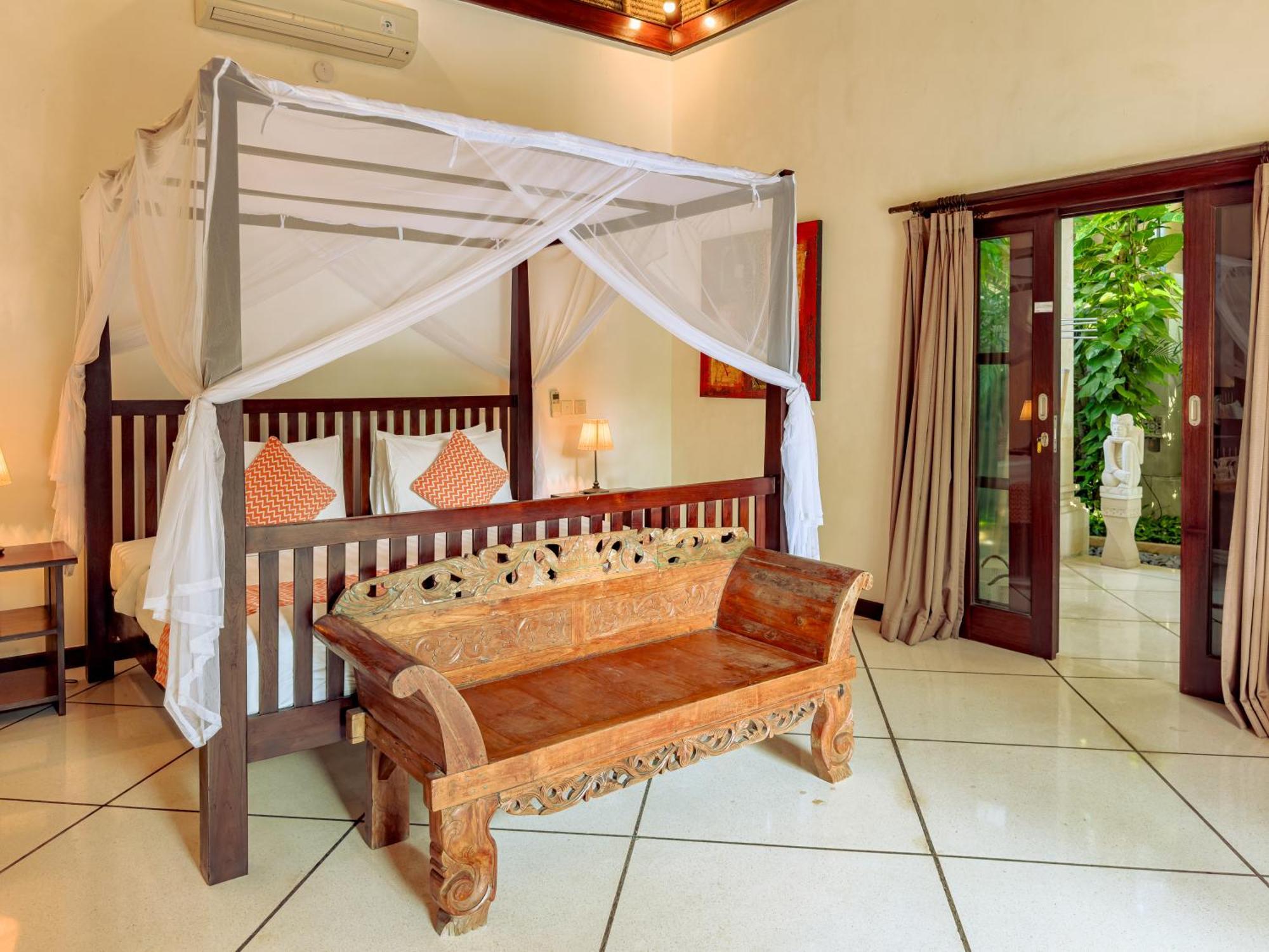 Villa Bugis Abimanyu Seminyak Phòng bức ảnh