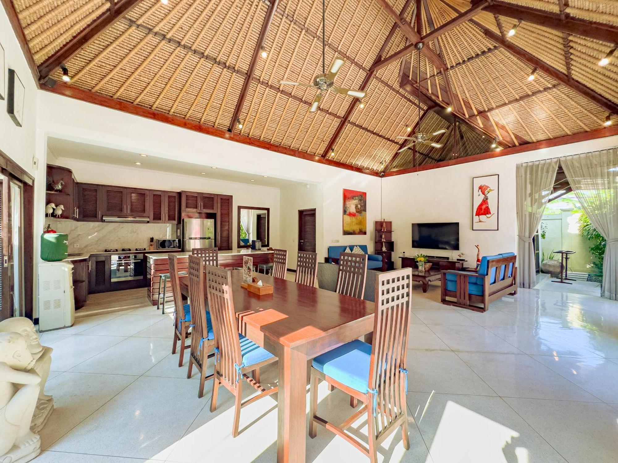 Villa Bugis Abimanyu Seminyak Phòng bức ảnh