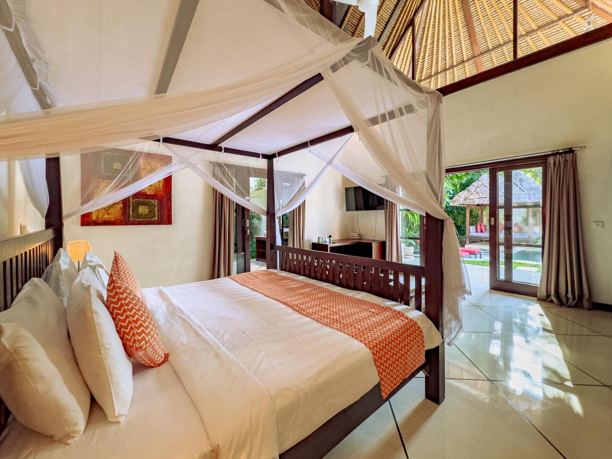 Villa Bugis Abimanyu Seminyak Phòng bức ảnh