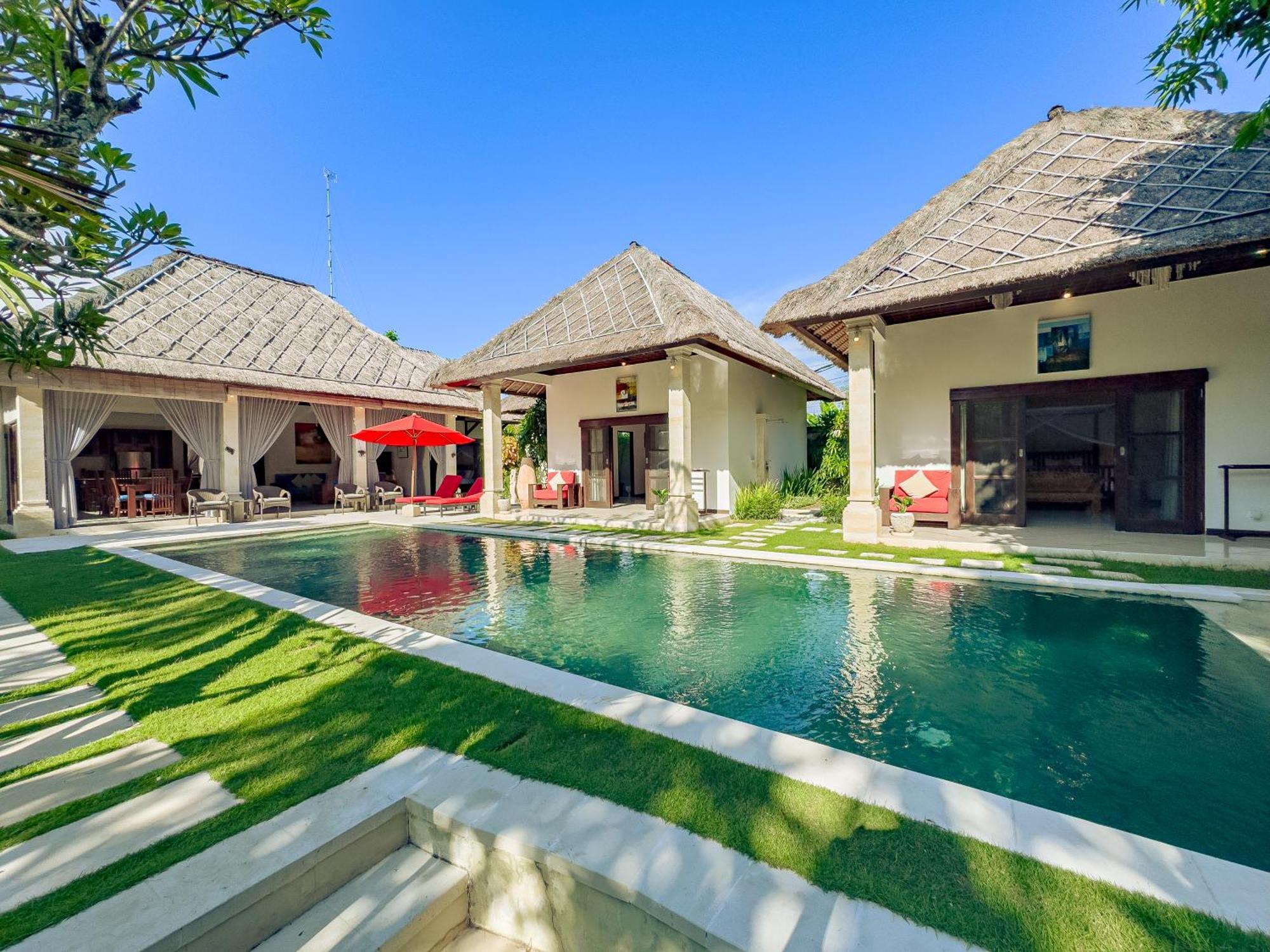 Villa Bugis Abimanyu Seminyak Phòng bức ảnh