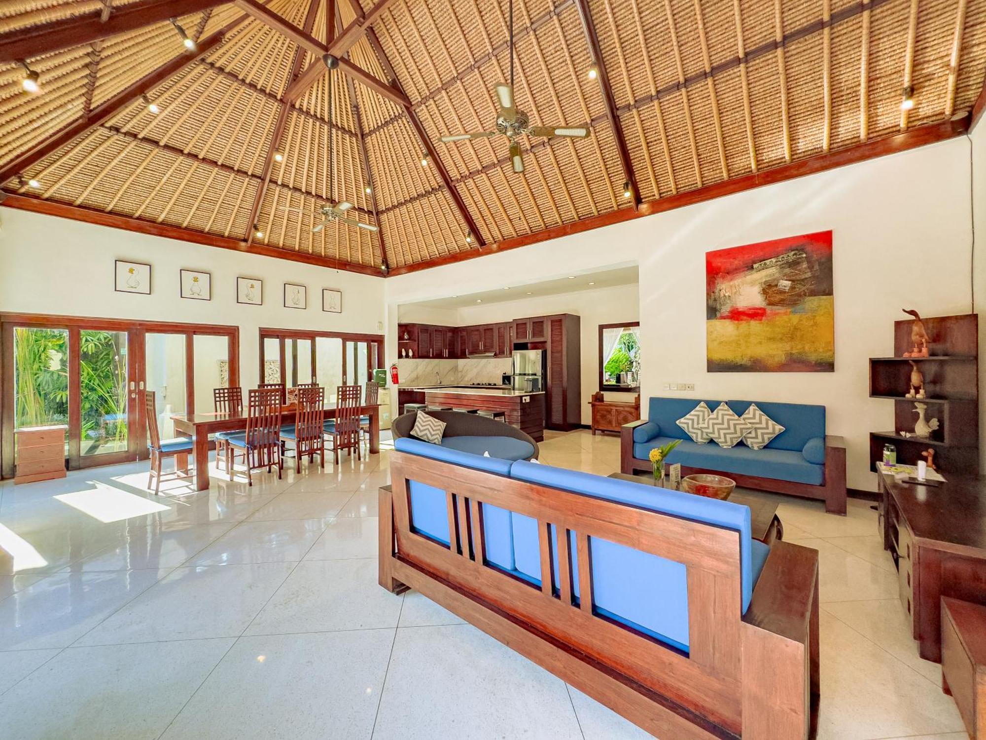 Villa Bugis Abimanyu Seminyak Phòng bức ảnh