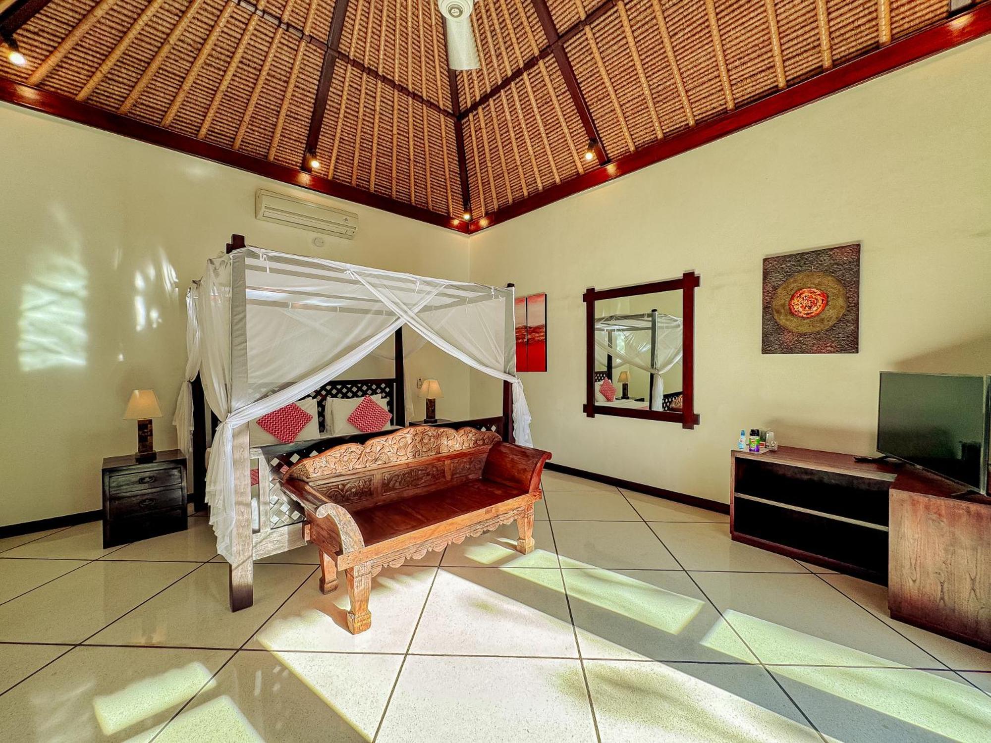 Villa Bugis Abimanyu Seminyak Phòng bức ảnh